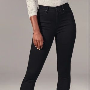 Abercrombie Black Curve Love Simone Super High Rise Skinny Jeans